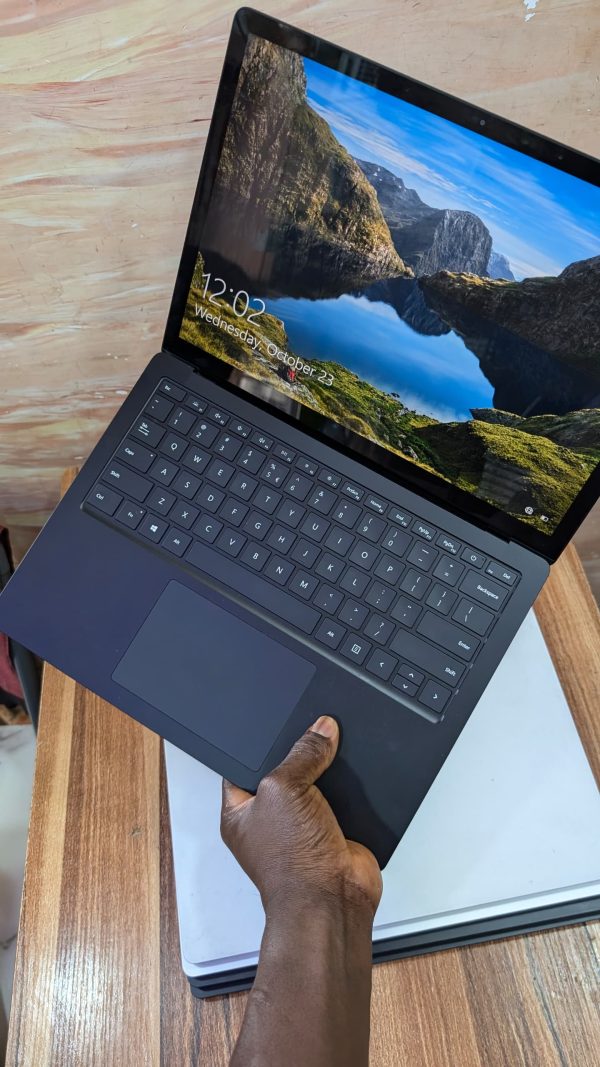 MICROSOFT SURFACE 3